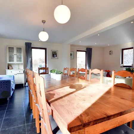 Modern Holiday Home In Salmchateau With Terrace And Garden * Salmchâteau